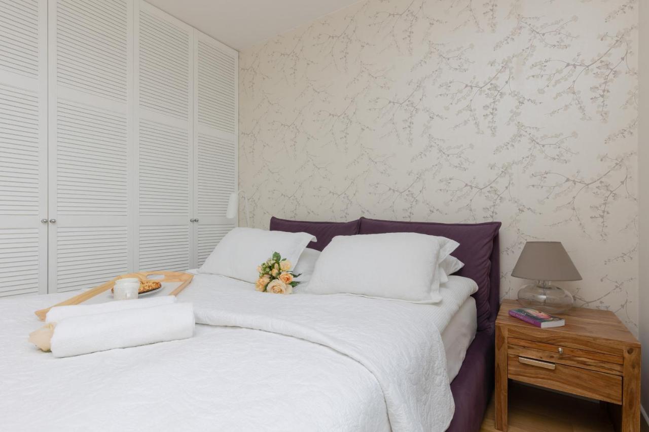 Quiet Apartment Park Edwarda Szymanskiego By Noclegi Renters Varsovia Exterior foto